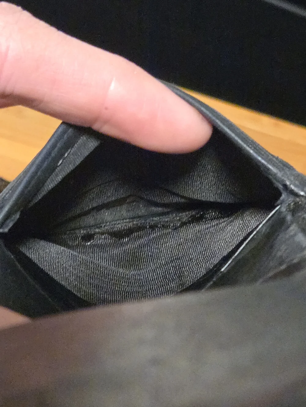 CHANEL BLACK CAVIAR LEATHER BIFOLD WALLET - Picture 10 of 16